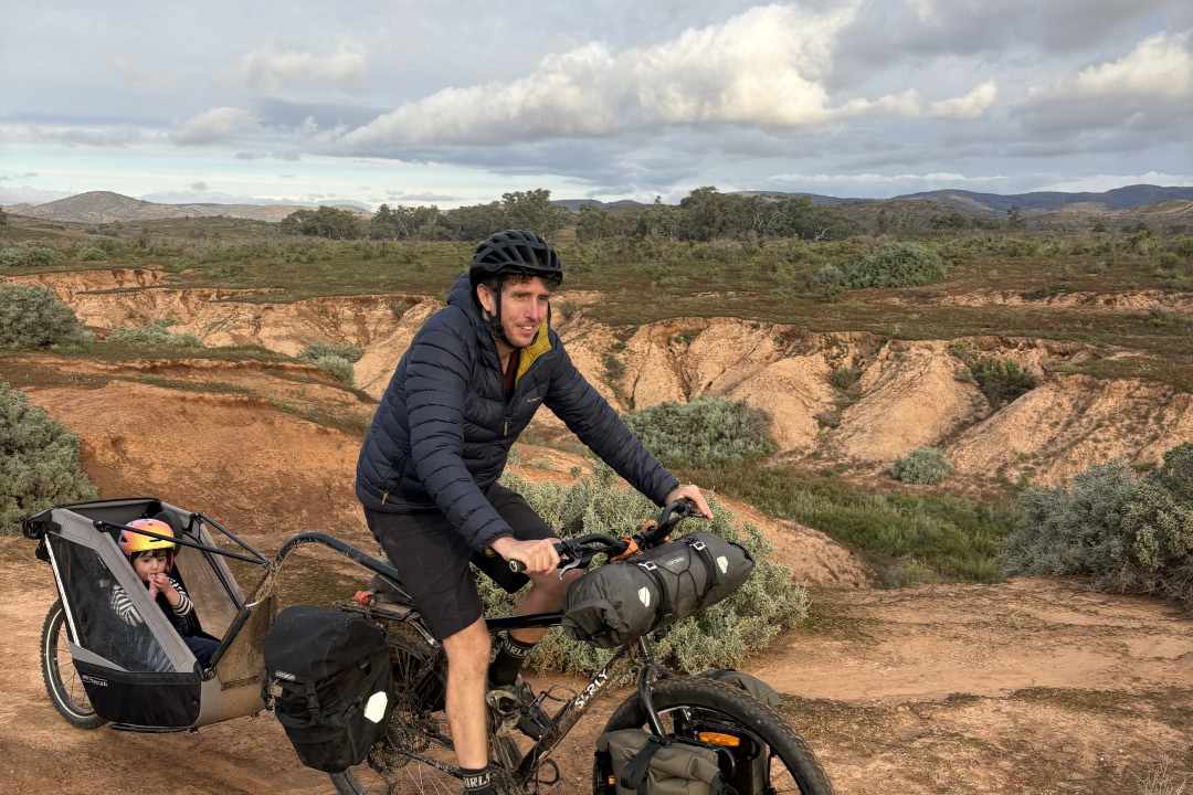 Toddlerpacking the Flinders