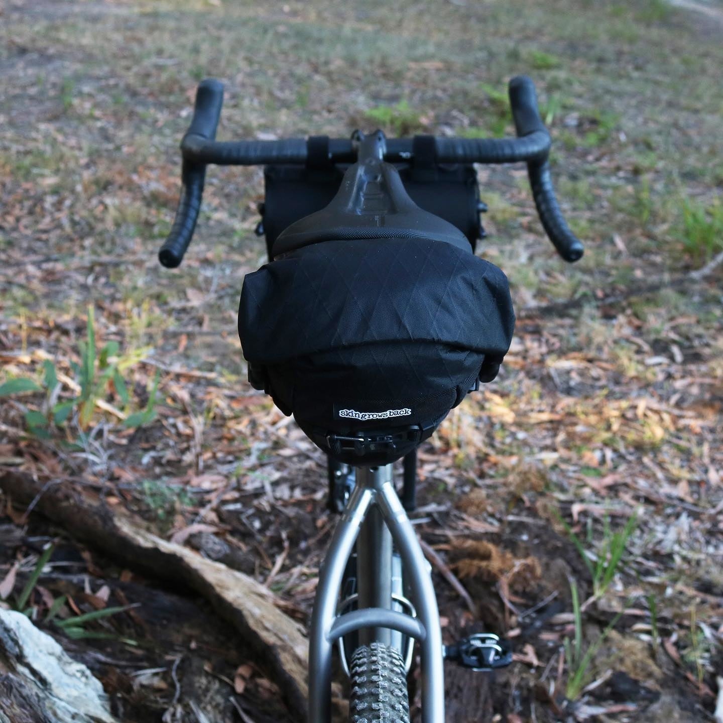 Skingrowsback FlashPak Saddle Bag