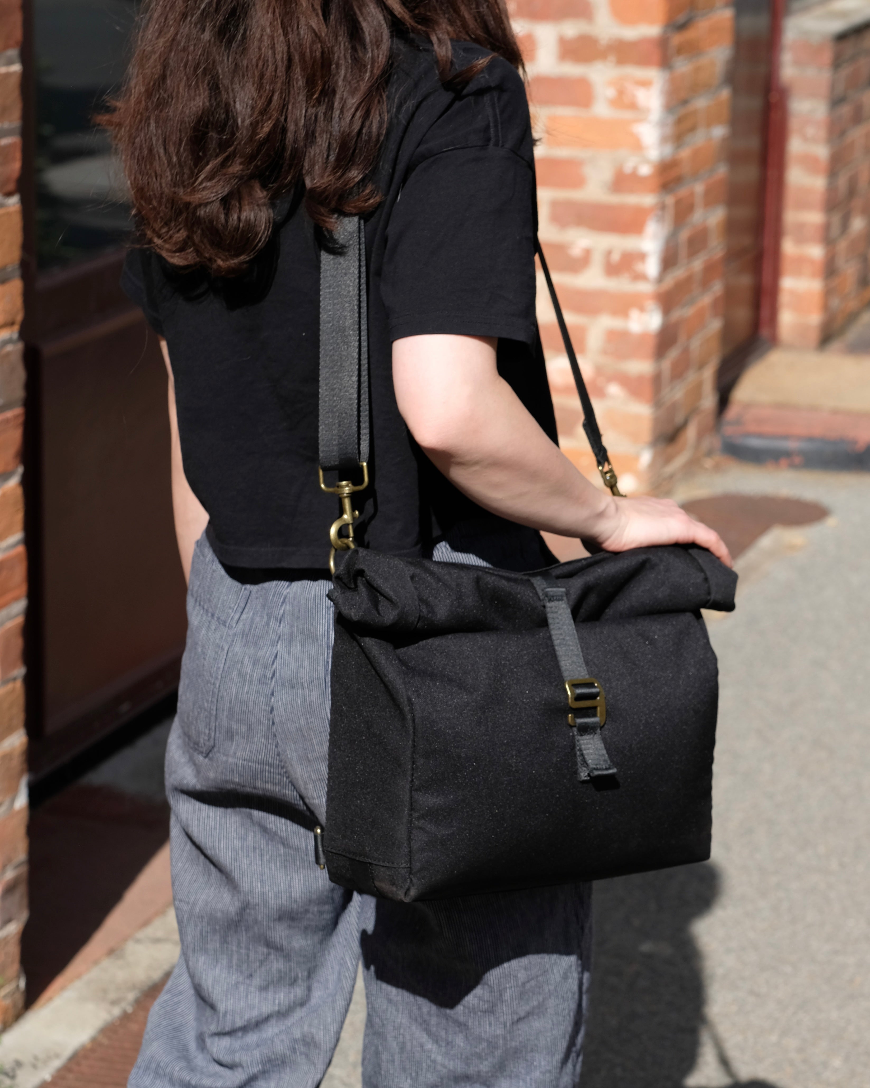 Framework Designs Echo Messenger Bag