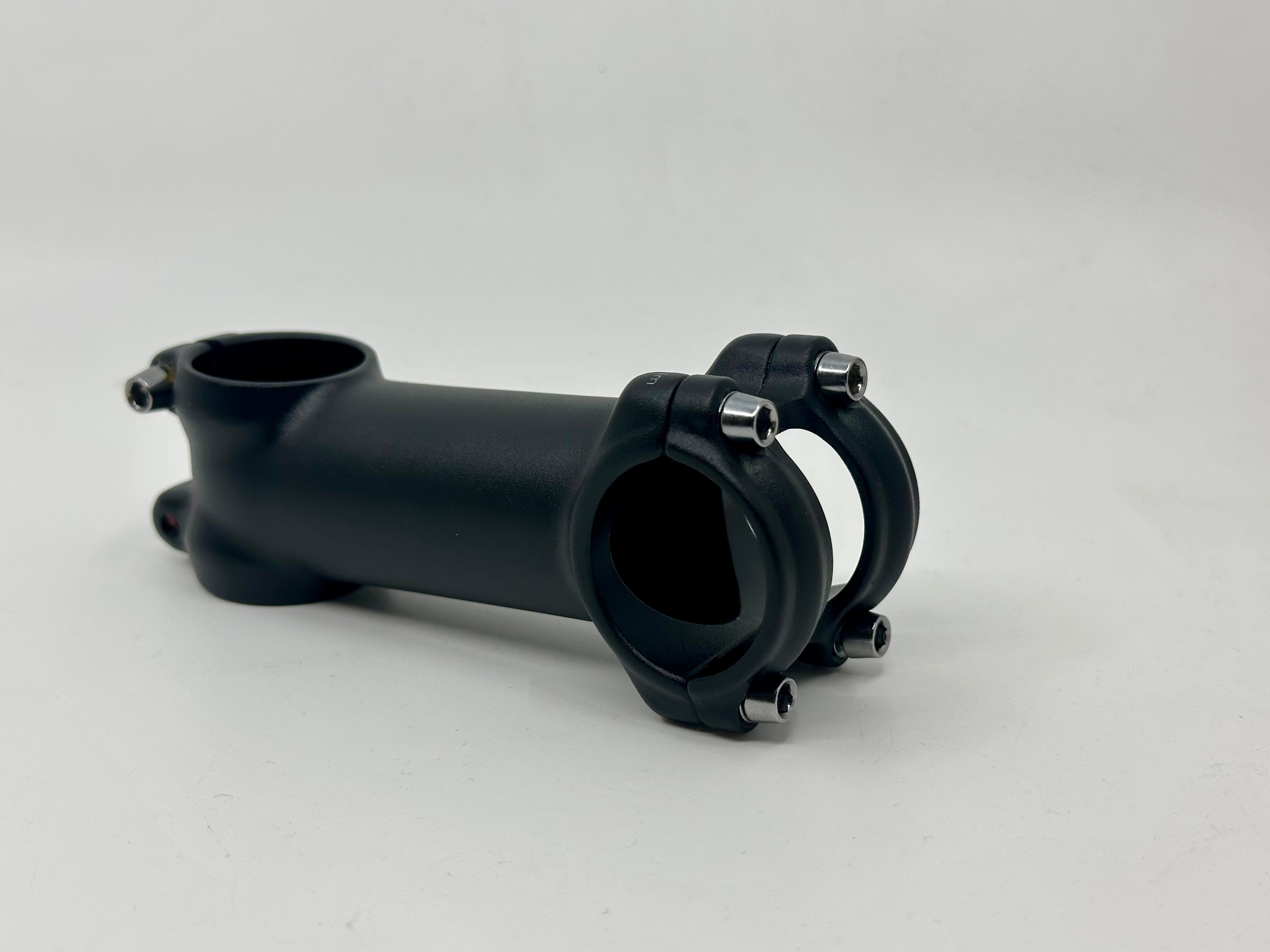 Matte Black 1 1/8" Stem, 31.8mm, 7 deg