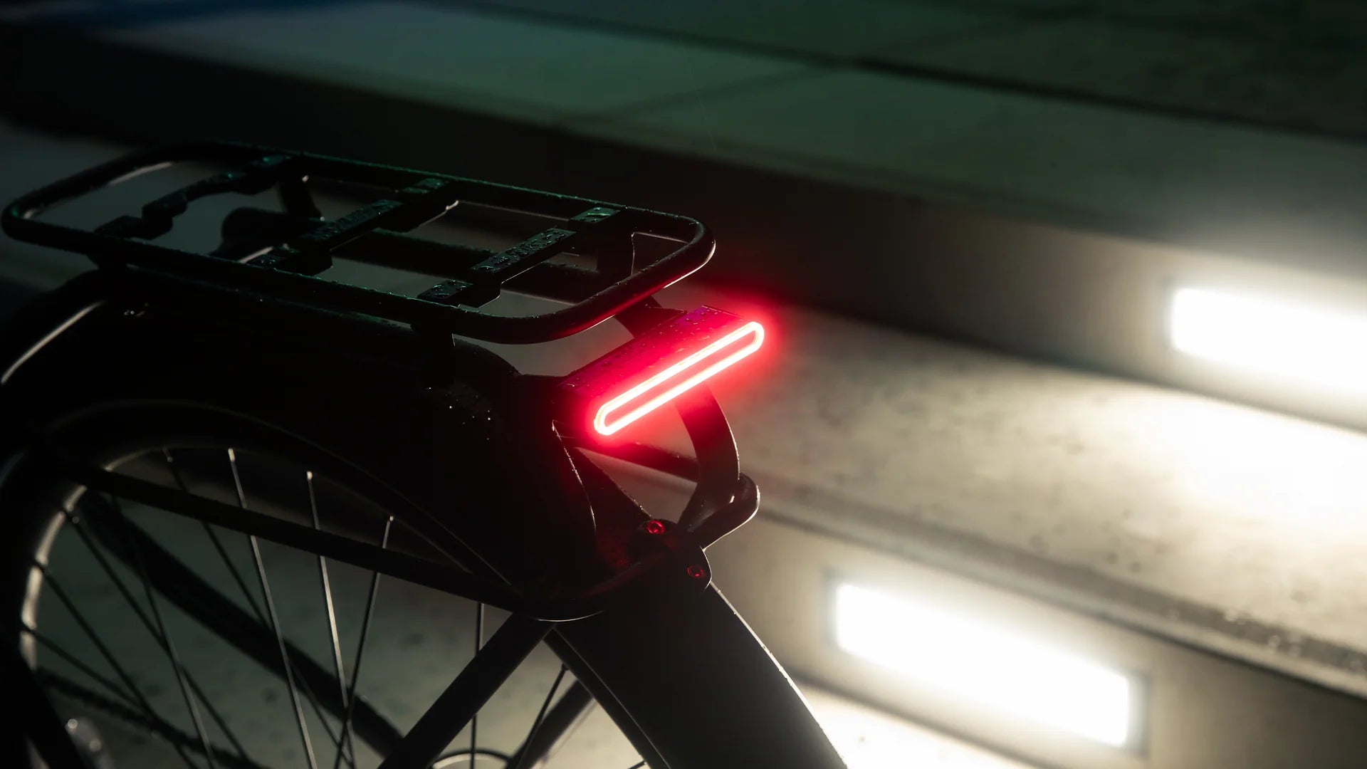 Supernova M99 Taillight 2 (6 Volt)