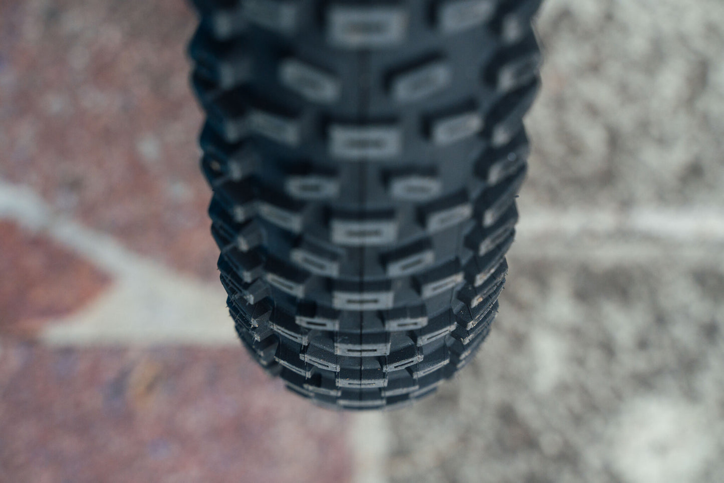 Duro Crux 27.5 x 3.25 TYRE, Kevlar Bead (Folding), Black skin wall 60tpi