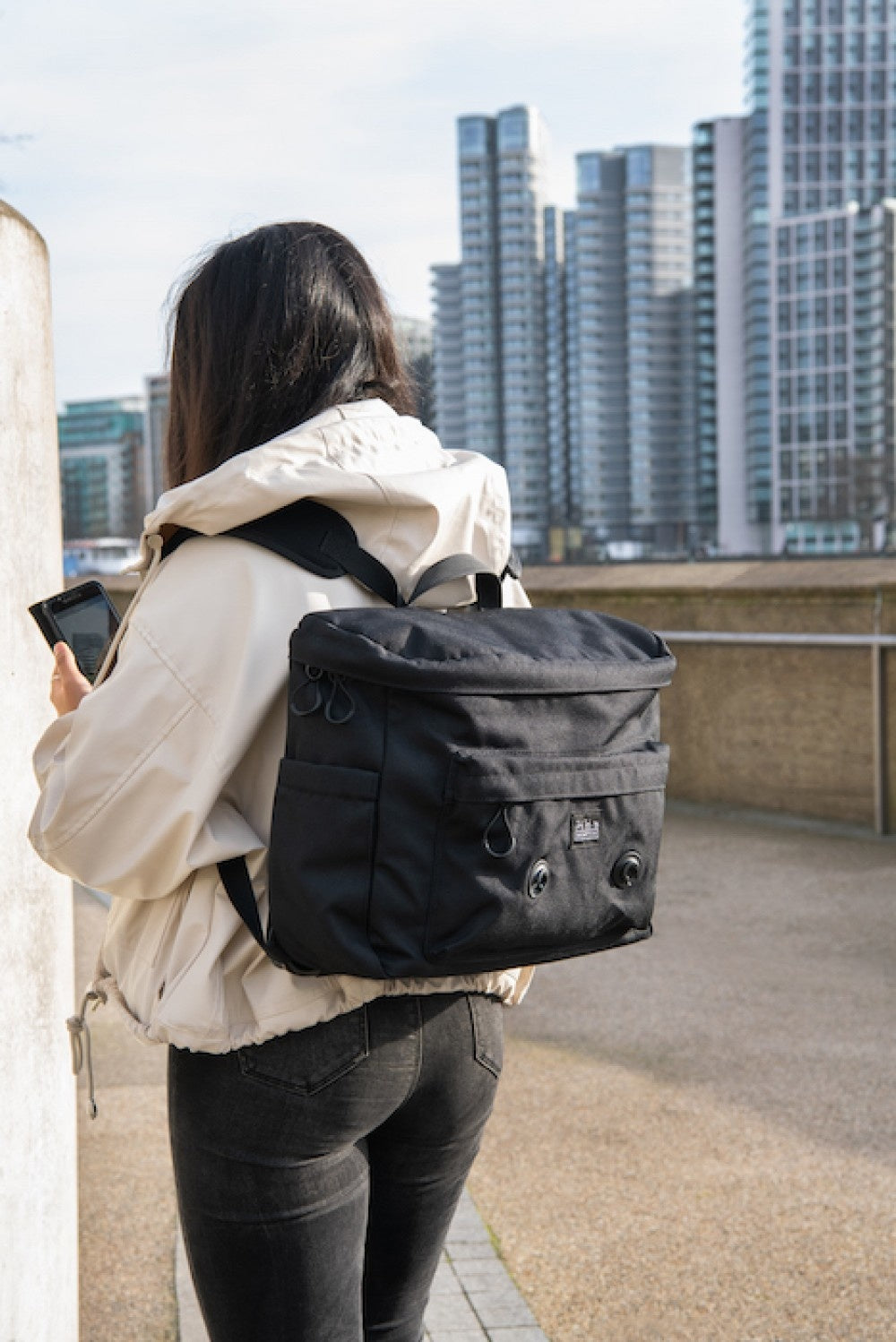 Brompton Metro Backpack Medium in Black 14L