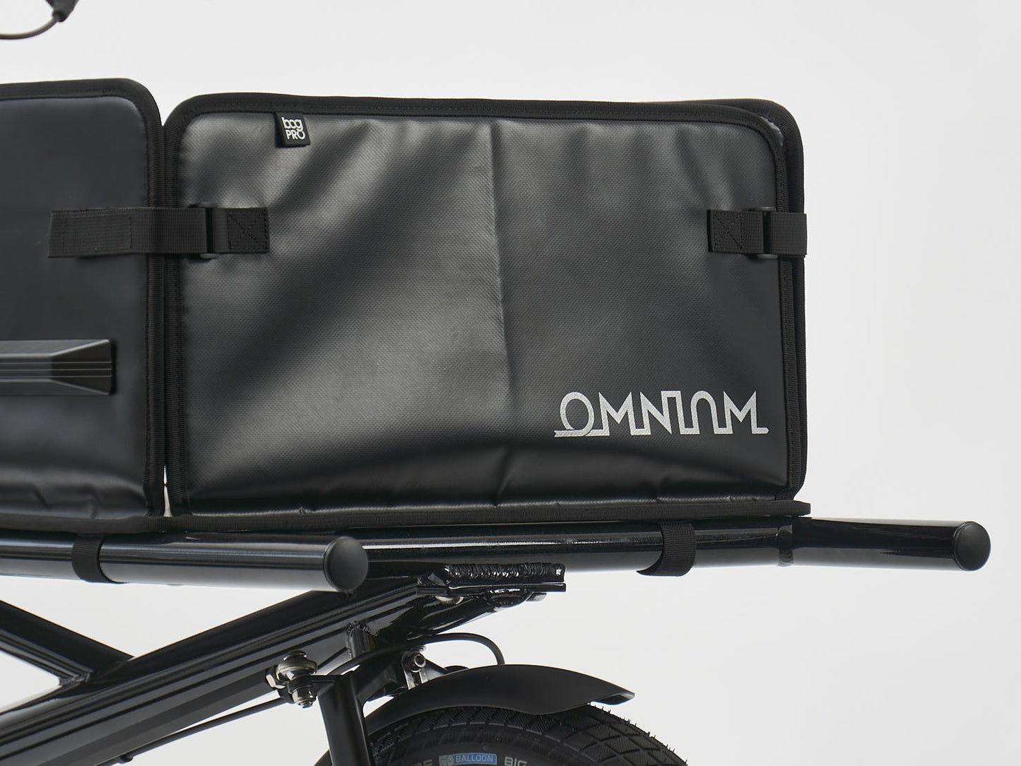 Omnium BagPro Foldable Cargo Box - Rain Cover Incl.