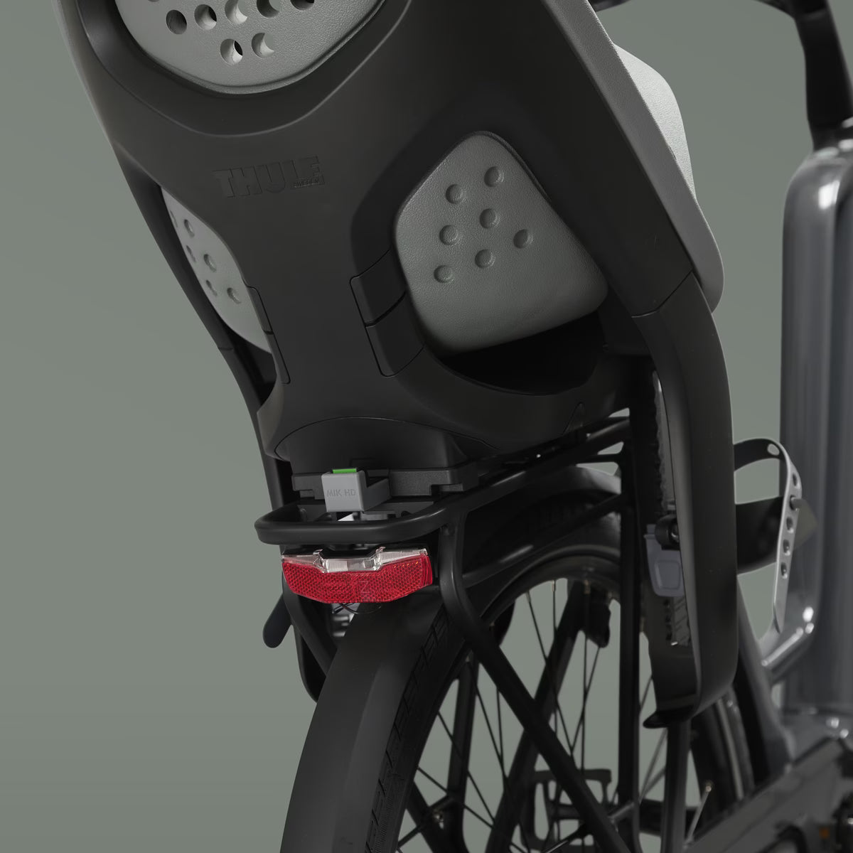 Thule Yepp 2 Maxi child bike seat (MIK HD mount)