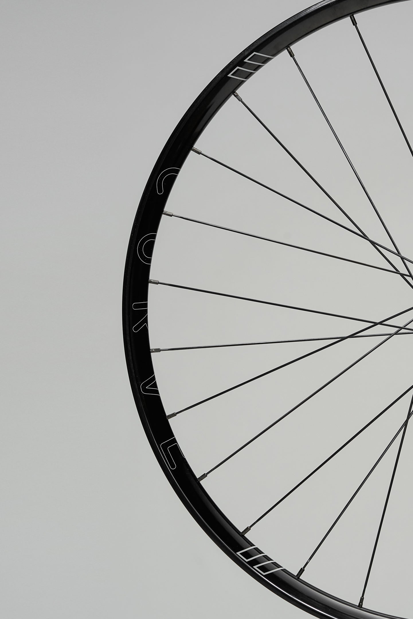 Curve Grav AL. Wheelset 28H 650B 12/142 XD