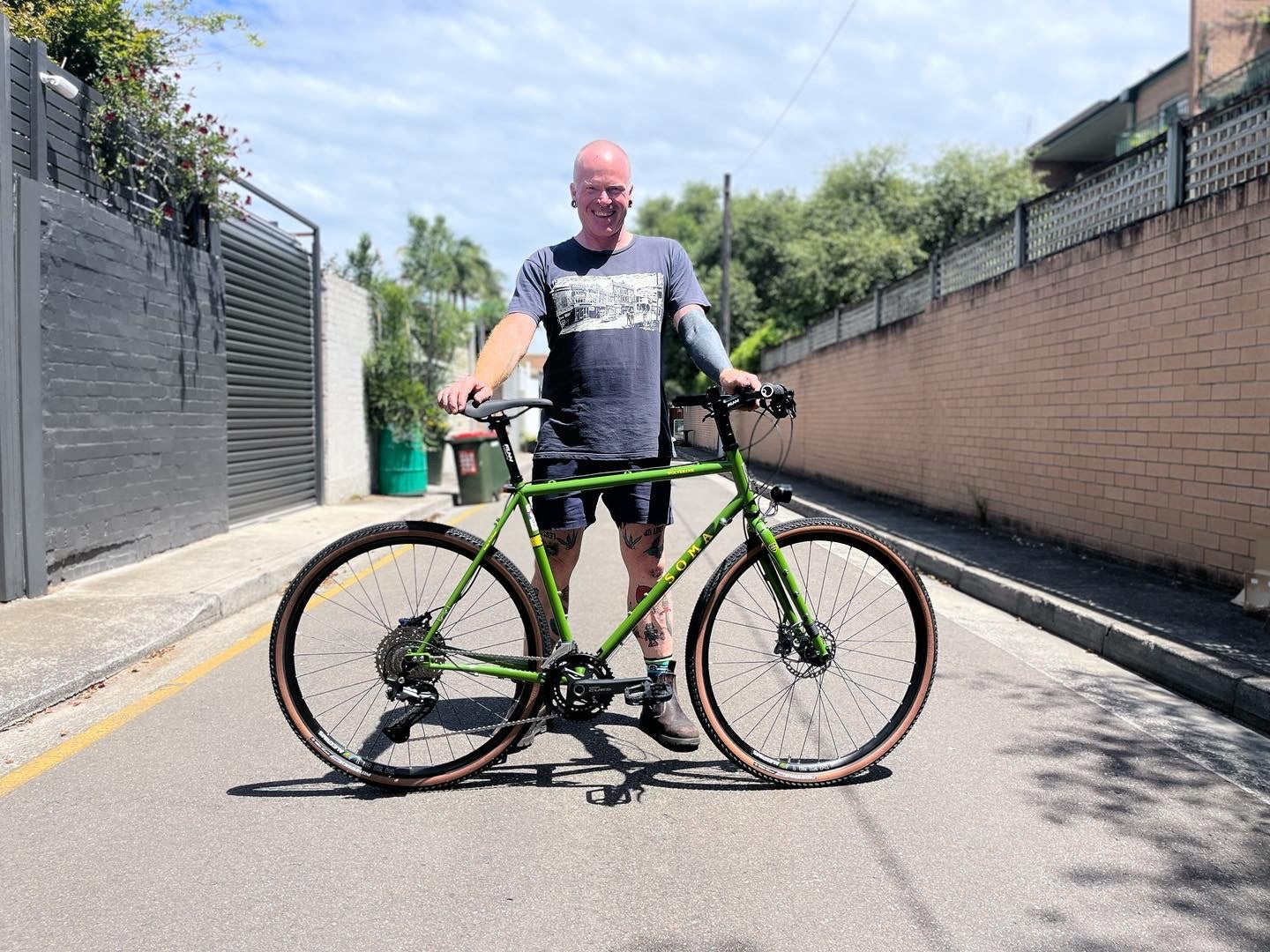 Soma Wolverine House Build 56cm with Shimano Cues 2 x (46/32t Front 11-45t Rear)