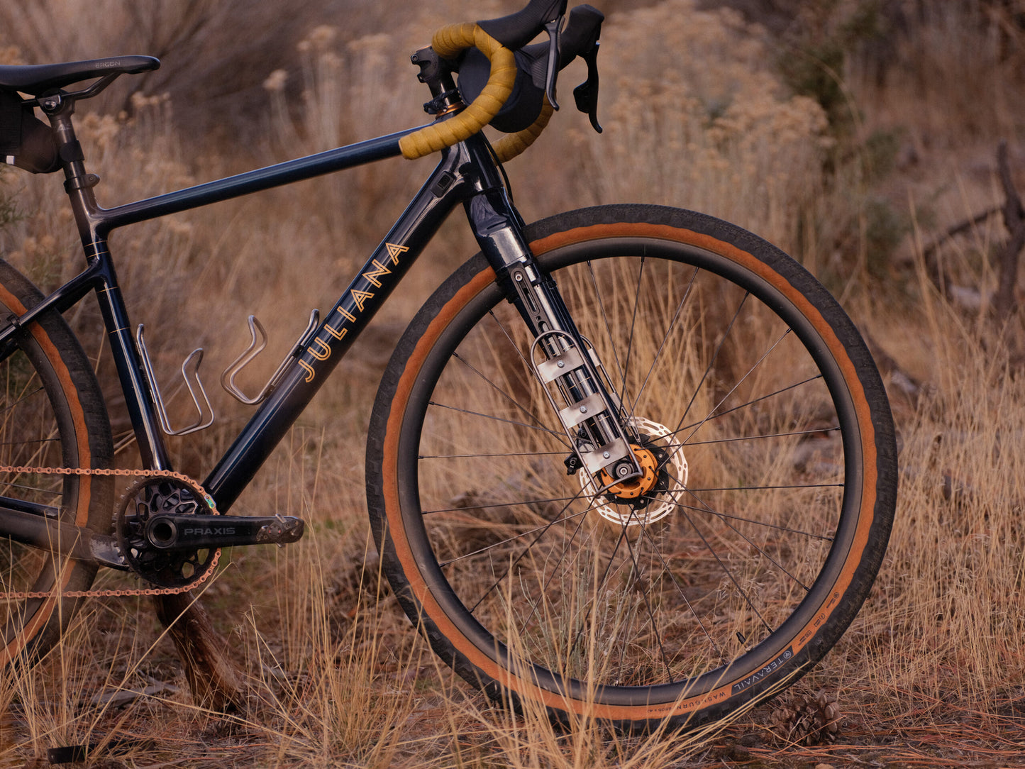 Old Man Mountain Axle Pack