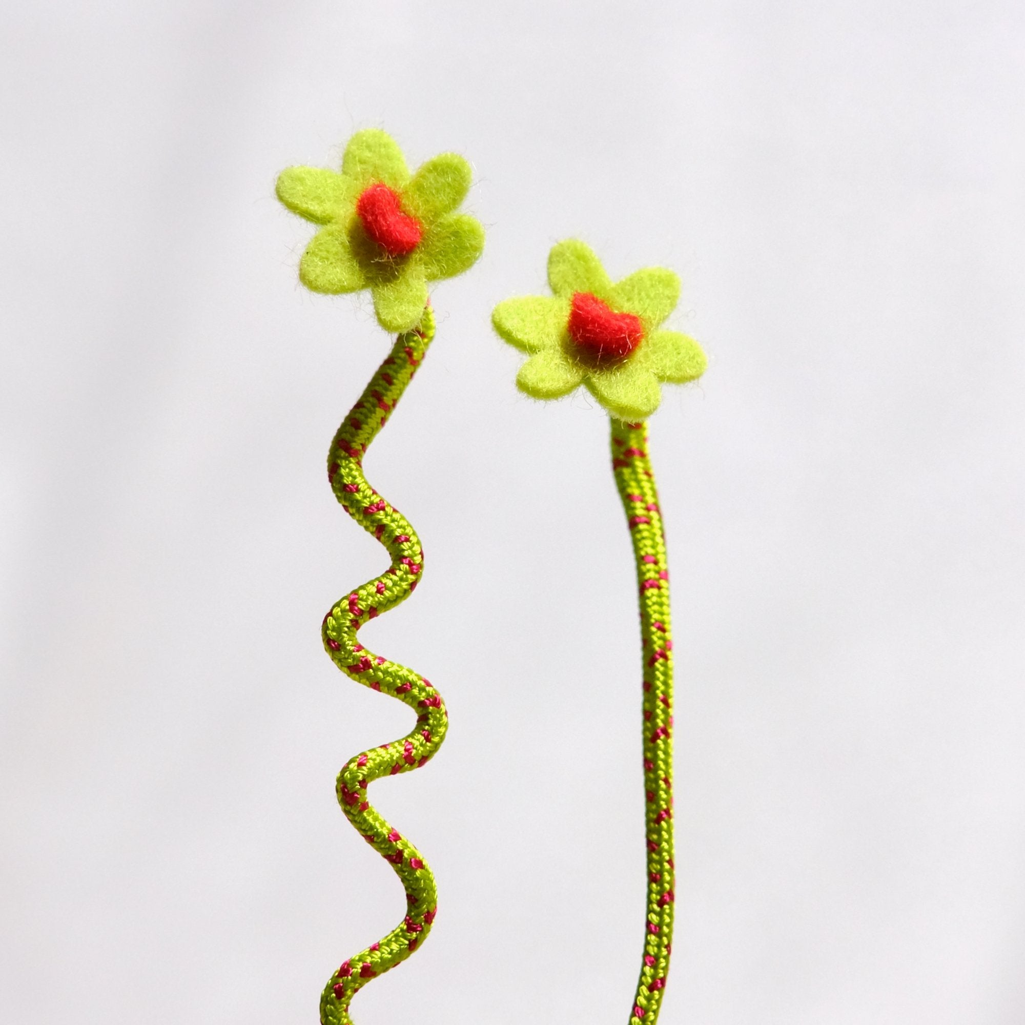 Ghooost Twist Flower