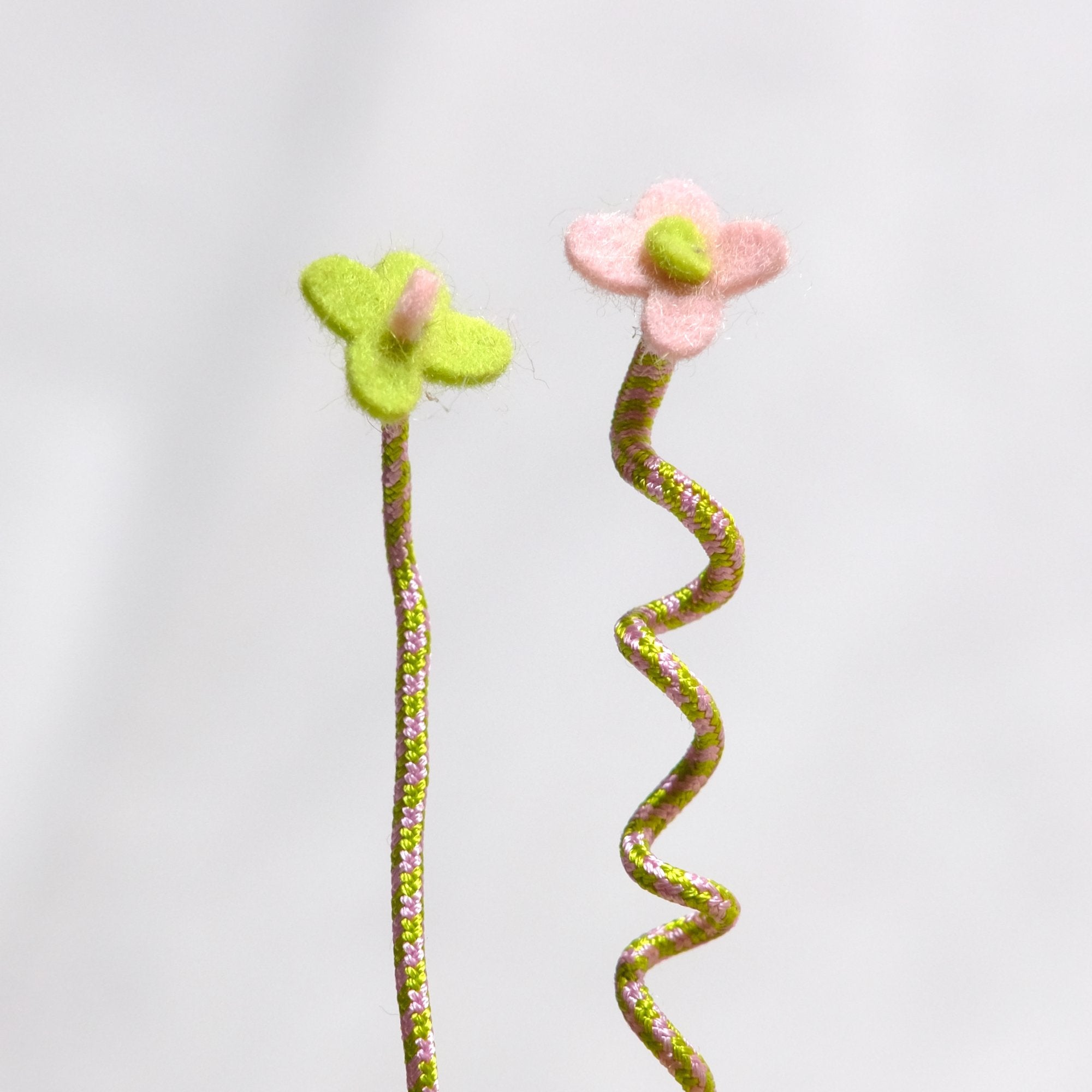 Ghooost Twist Flower