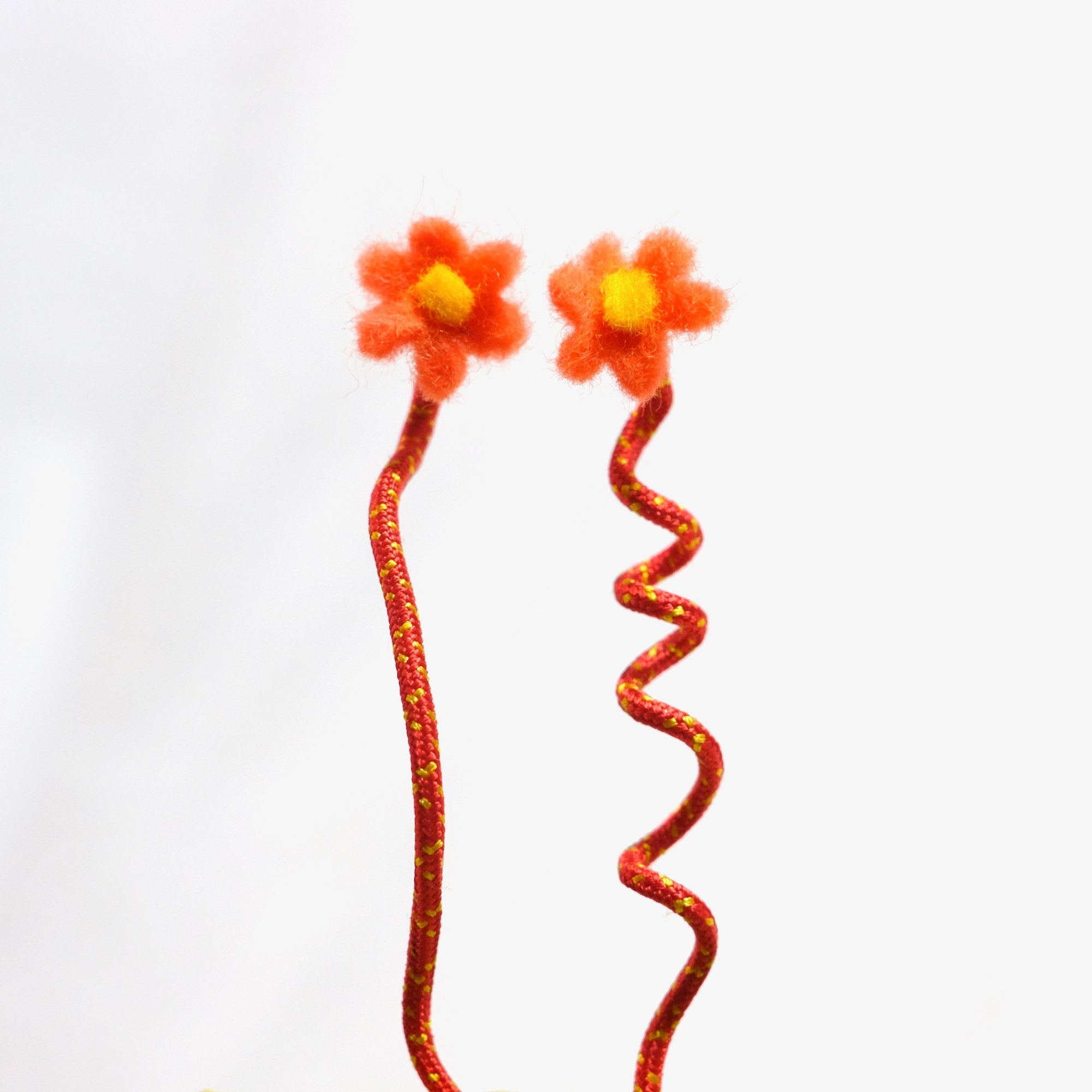 Ghooost Twist Flower